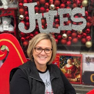 Meet your Posher, Julie